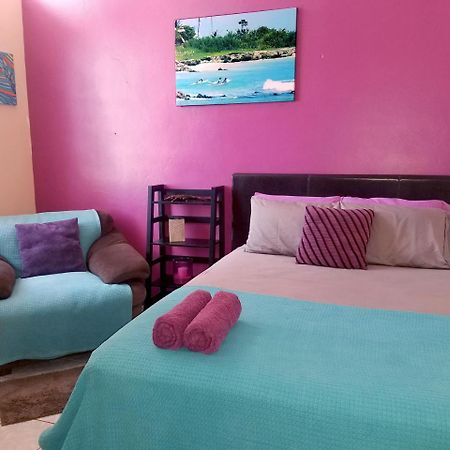 Wssm Surf House Bed & Breakfast Aguadilla Exterior photo