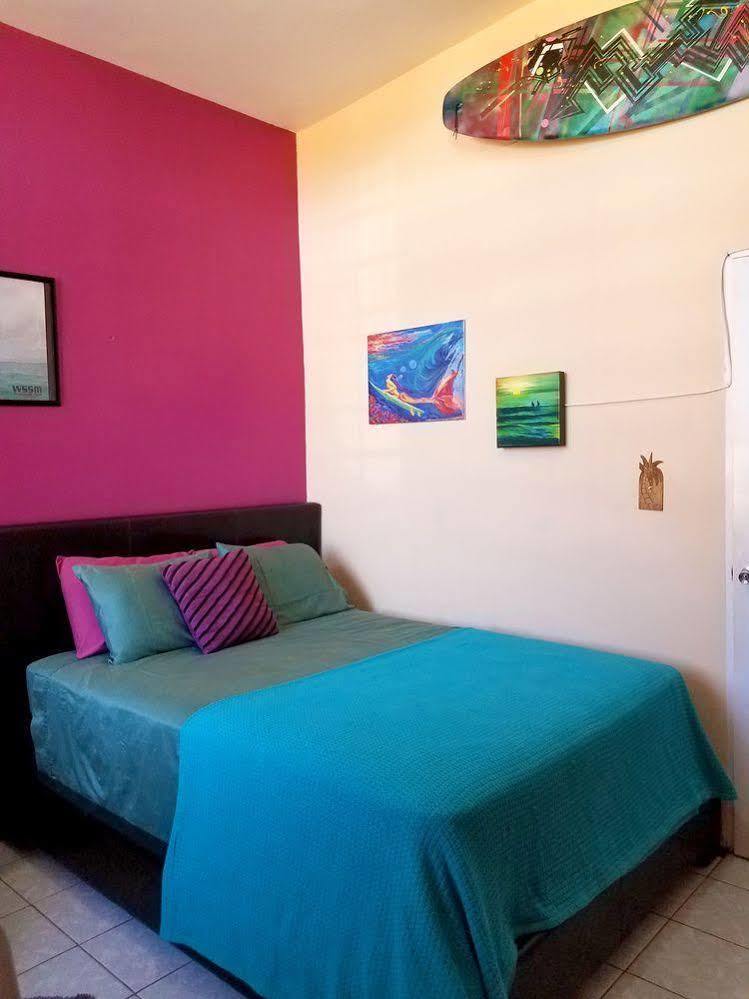 Wssm Surf House Bed & Breakfast Aguadilla Exterior photo
